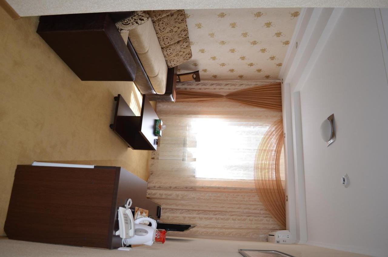 Mereke Hotel Ustʼ-Kamenogorsk Dış mekan fotoğraf