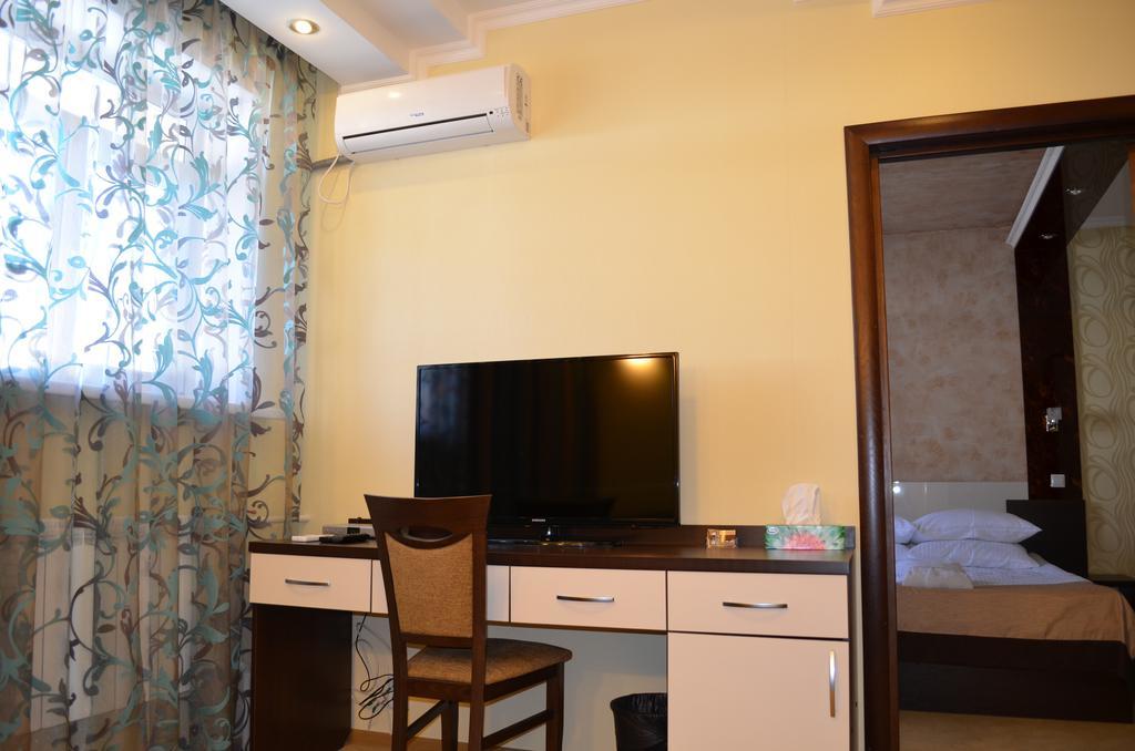 Mereke Hotel Ustʼ-Kamenogorsk Oda fotoğraf