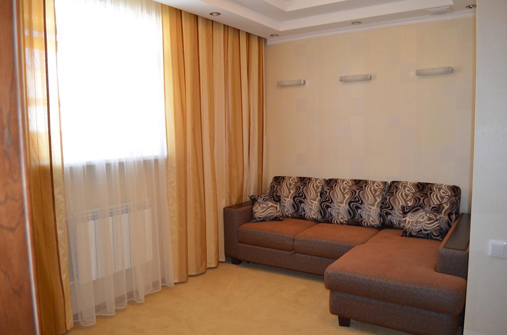 Mereke Hotel Ustʼ-Kamenogorsk Oda fotoğraf