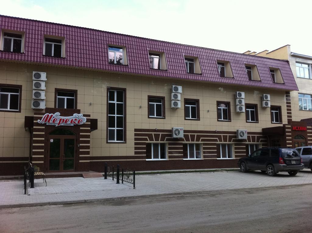 Mereke Hotel Ustʼ-Kamenogorsk Dış mekan fotoğraf