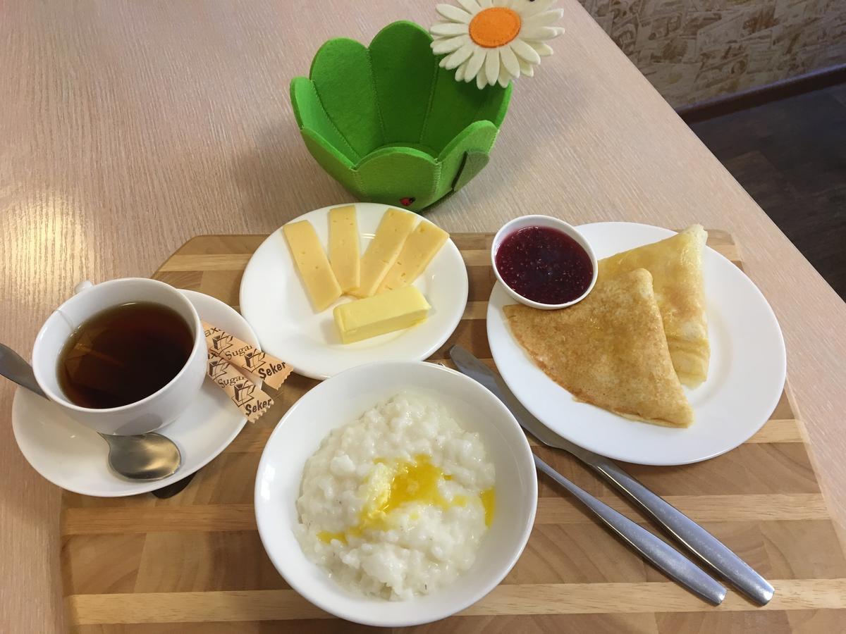 Mereke Hotel Ustʼ-Kamenogorsk Dış mekan fotoğraf