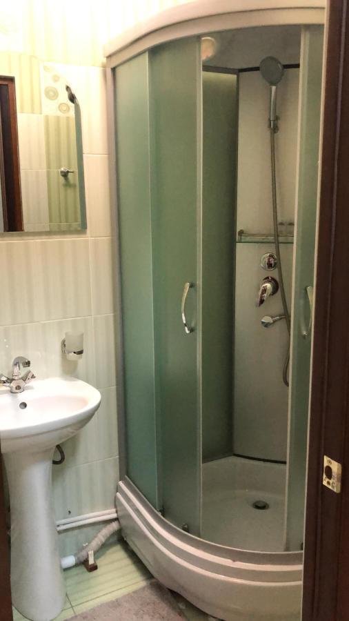 Mereke Hotel Ustʼ-Kamenogorsk Dış mekan fotoğraf