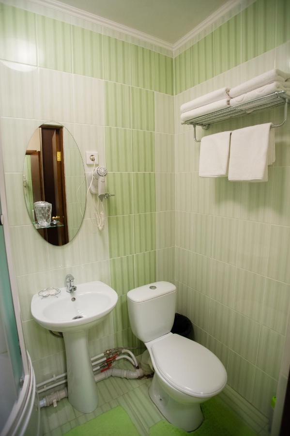 Mereke Hotel Ustʼ-Kamenogorsk Dış mekan fotoğraf