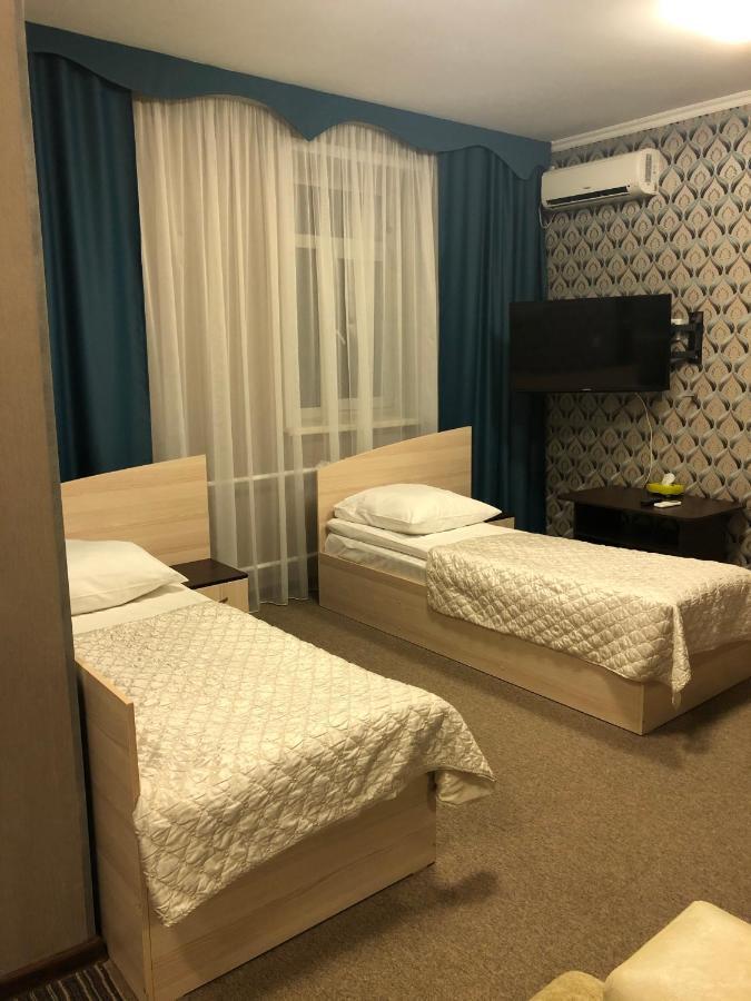 Mereke Hotel Ustʼ-Kamenogorsk Dış mekan fotoğraf
